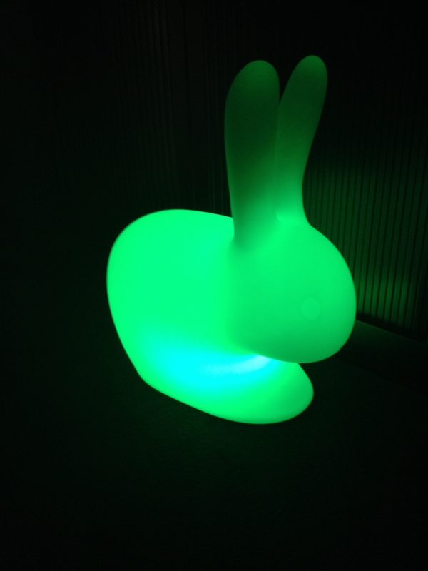 LED Kaninchen - Nachtlampe Kinderzimmer- 16 Farben RGB weiß wiederaufladbar mit Fernbedienung 45 cm - VDD World
