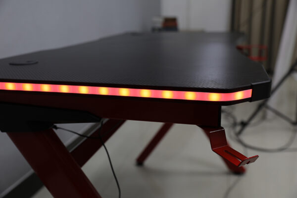 Spieltisch Mistral Computertisch - Spieltisch - LED-Beleuchtung - 120 x 60 cm - VDD World DE