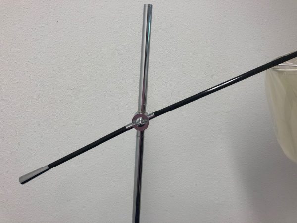   Stehleuchte Bogenlampe verstellbarer silberweißer cremefarbener Lampenschirm