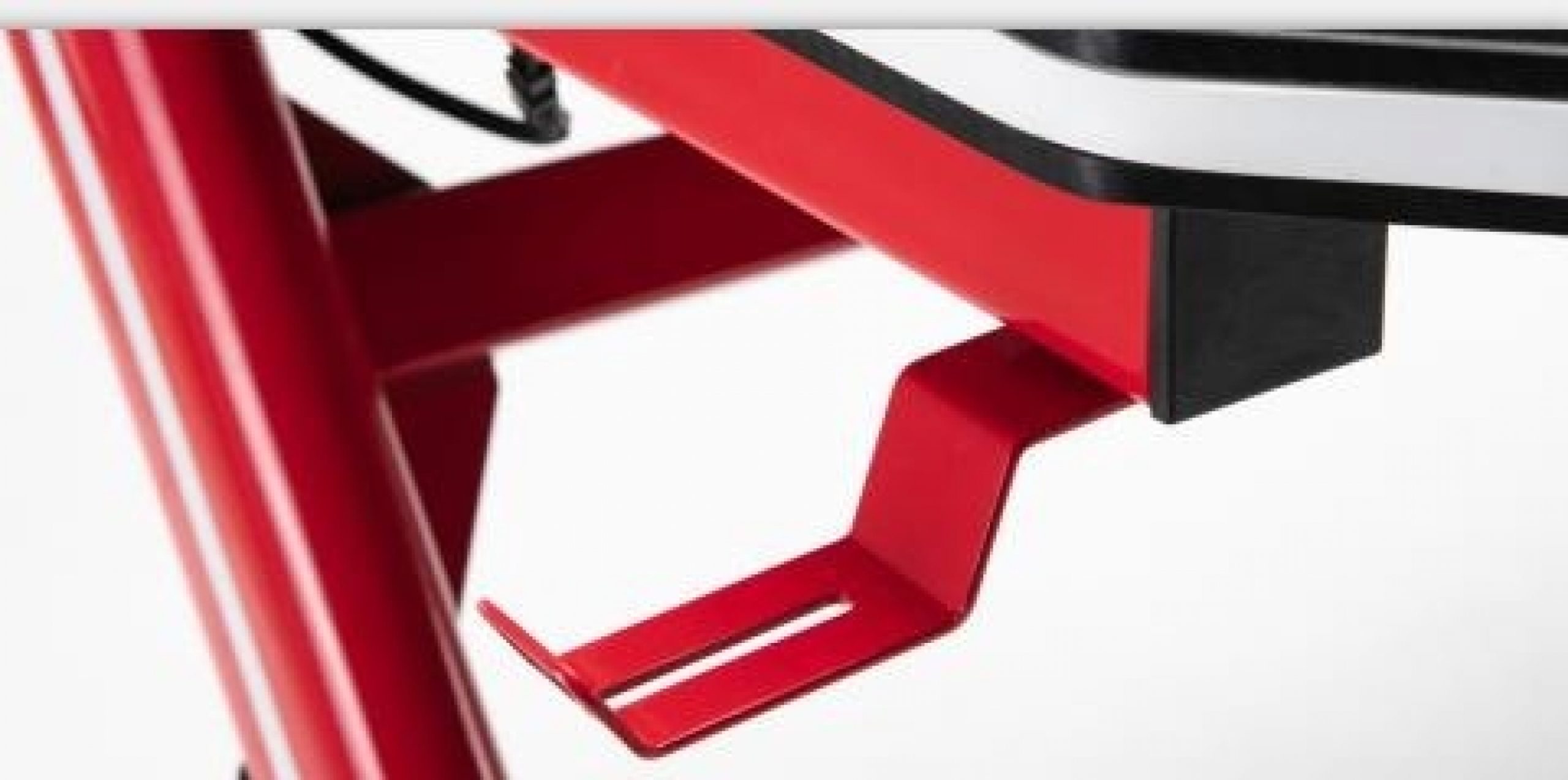 Spieltisch Mistral Computertisch - Spieltisch - LED-Beleuchtung - 120 x 60 cm - VDD World DE Spieltisch Mistral Computertisch - Spieltisch - LED-Beleuchtung - 120 x 60 cm - VDD World DE