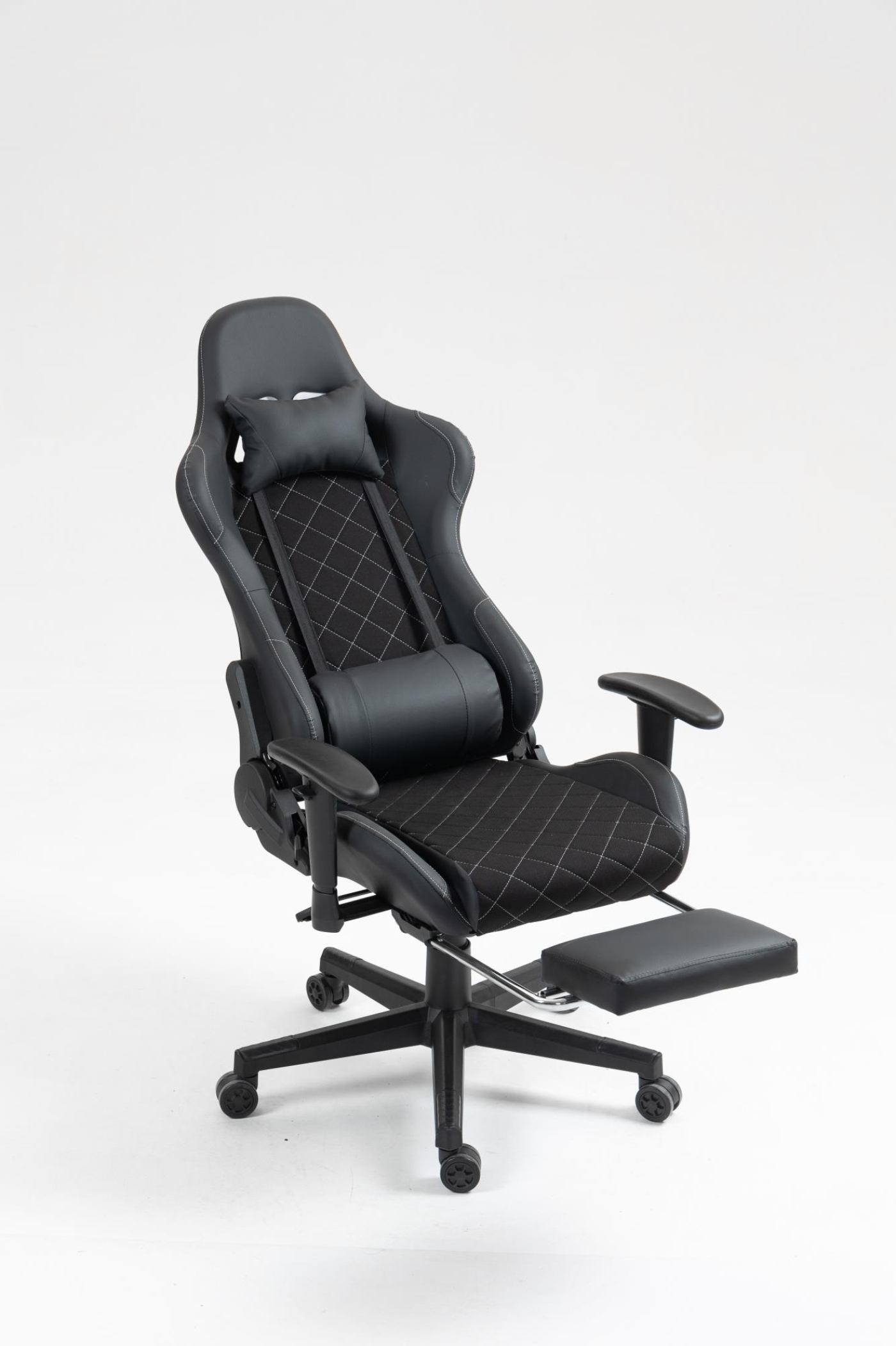 Spielstuhl Classic - Bürostuhl - Fußstütze - Stoffpolsterung - schwarz - VDD World DE Spielstuhl Classic - Bürostuhl - Fußstütze - Stoffpolsterung - schwarz - VDD World DE