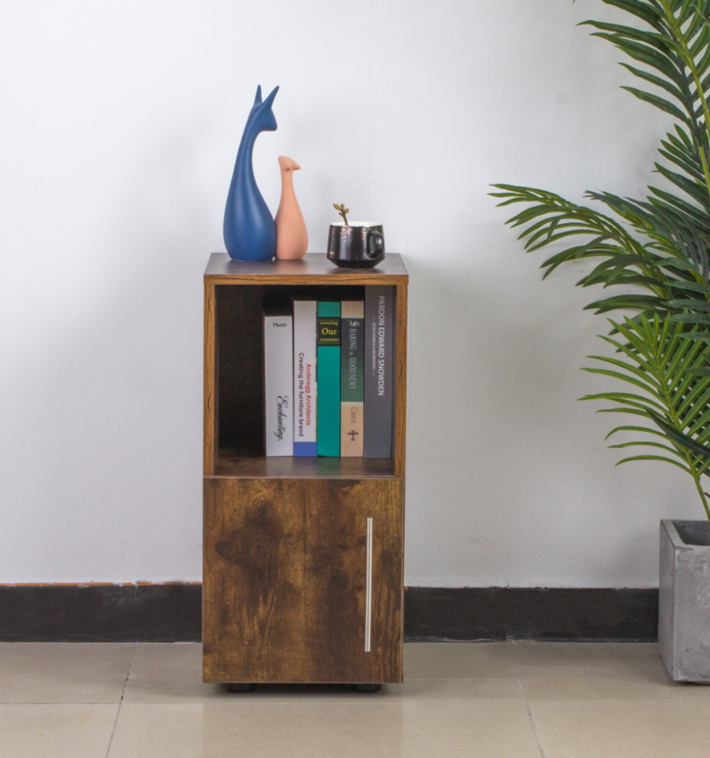 Nachttisch - Flurtisch - 64 cm hoch - braune Nussbaumfarbe - alternatives Bild