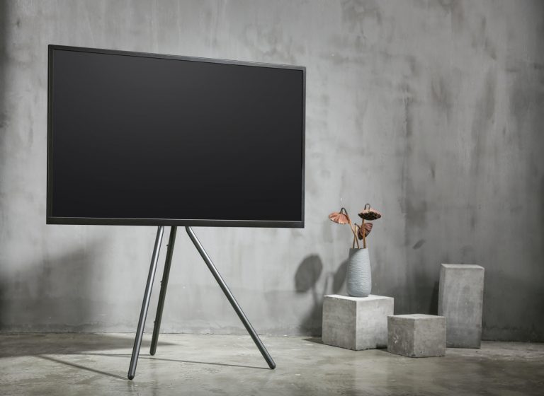 TV Standard Stativmaler Staffelei Design Studio - 134 cm hoch - bis zu 70 Zoll Bildschirm - alternatives Bild