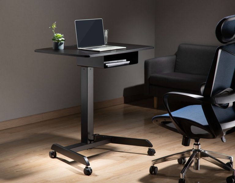 Schreibtisch-Sitz-Steh-Laptoptisch - Präsentationstisch - fahrbar - höhenverstellbar - alternatives Bild